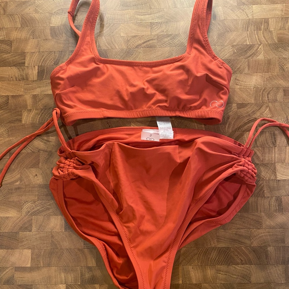 Like new Poppy Red bikini/swimsuit!